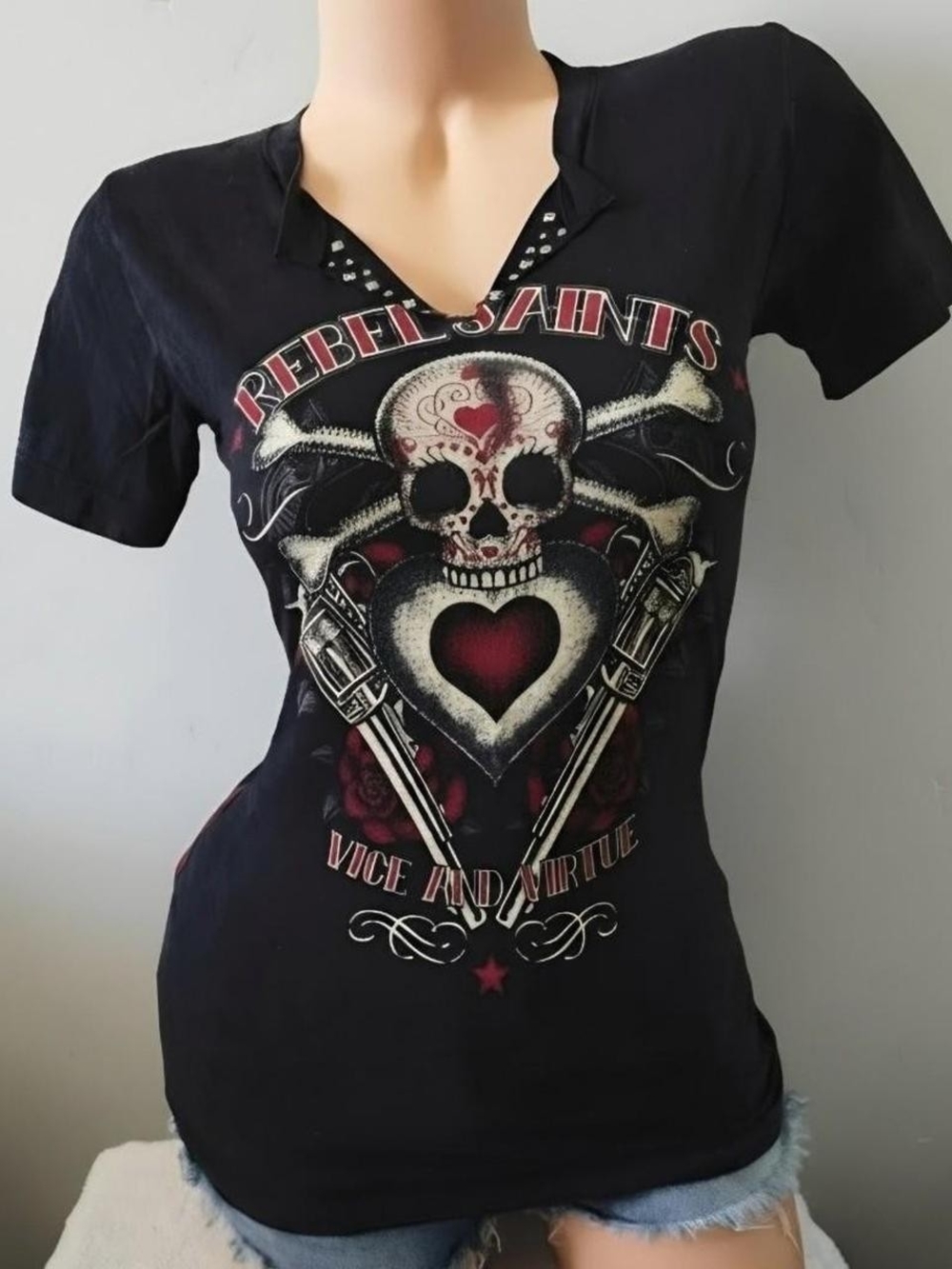 ❌️Dont.Buy❌️2000s y2k Rebel Saints Shirt